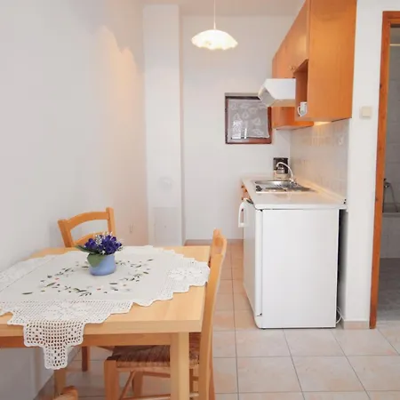 Apartament By The Sea Klenovica, Novi Vinodolski - 5581 *